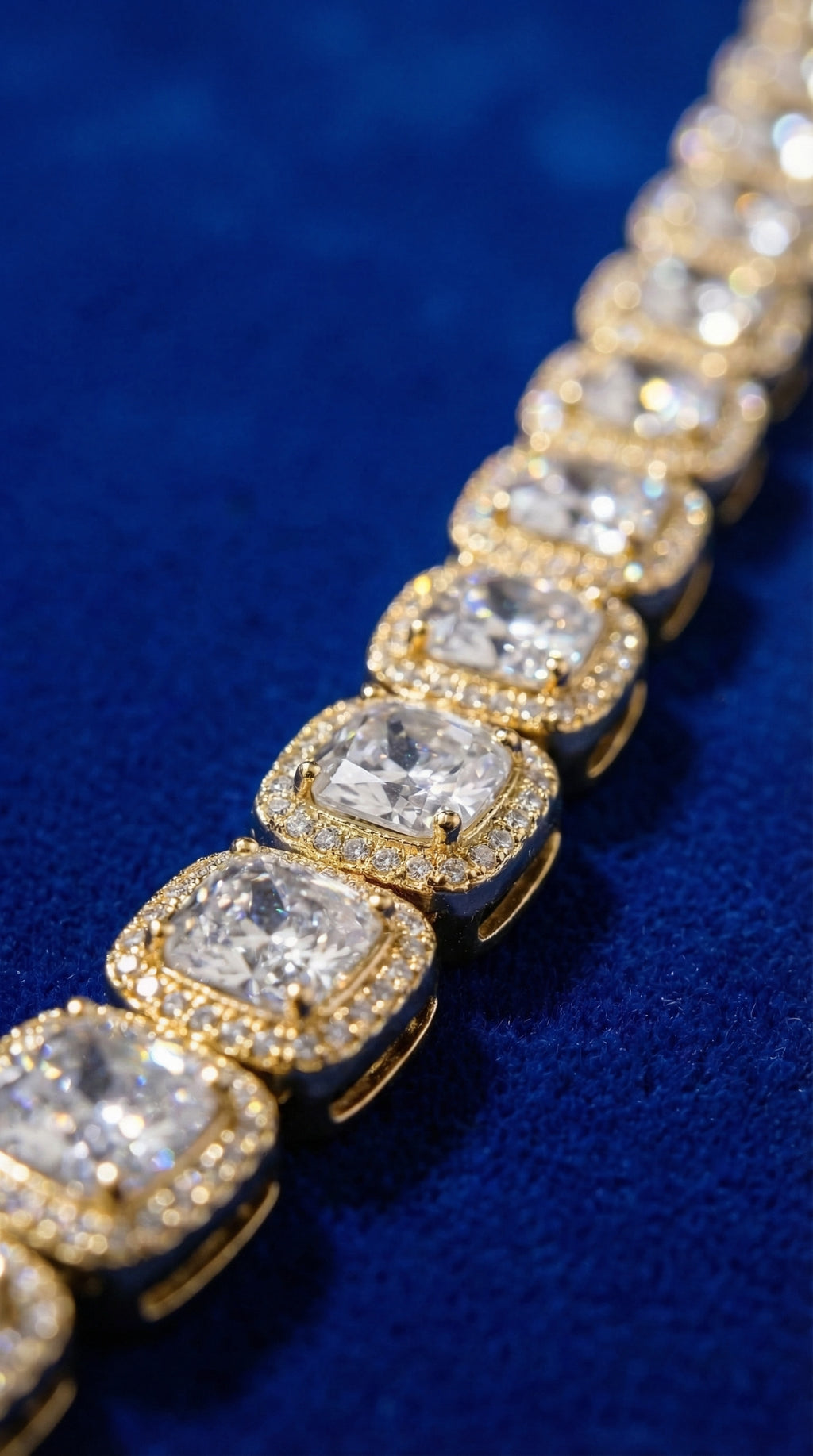 Cluster Necklace - Gold