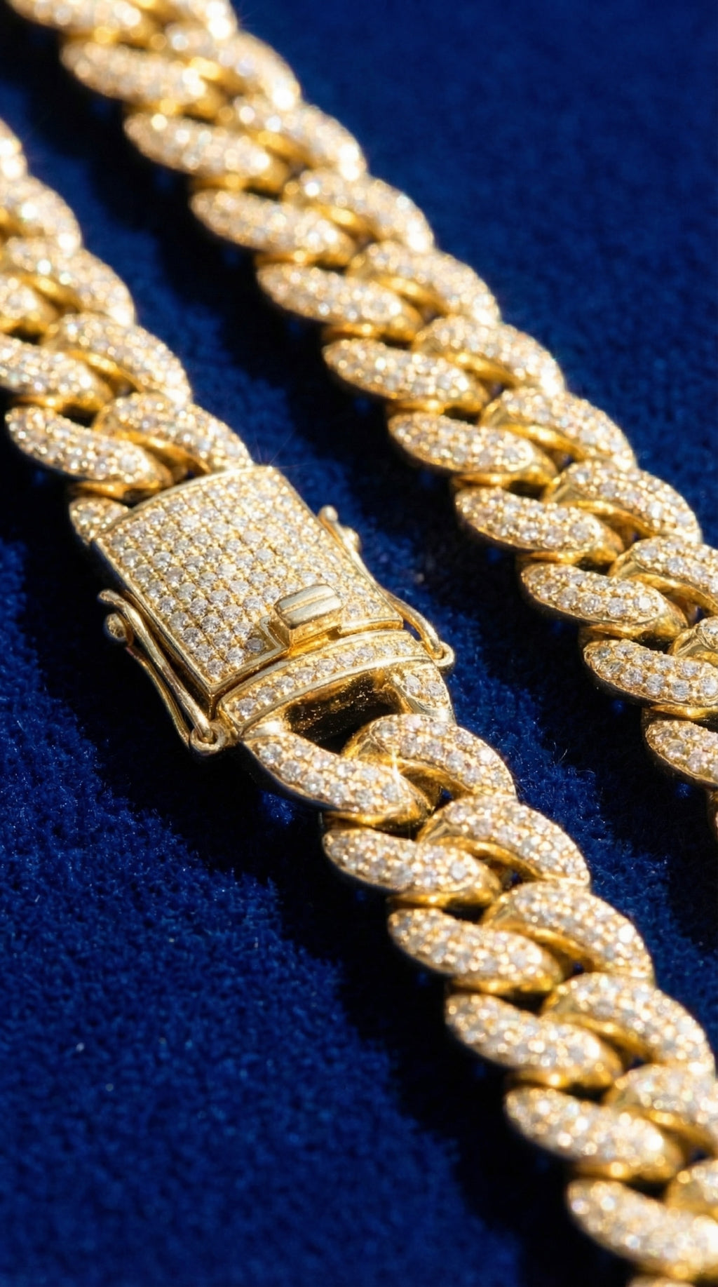 Cuban Necklace - Gold